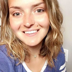 Meet your Posher, Abby
